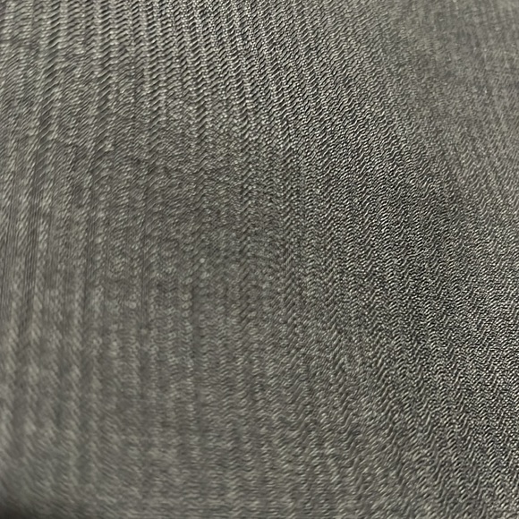 Dark grey wool suit. - Picture 4 of 6